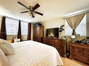 2831 Somerset Dr 206, Lauderdale Lakes FL 33311