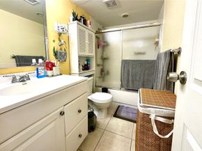 2831 Somerset Dr 206, Lauderdale Lakes FL 33311