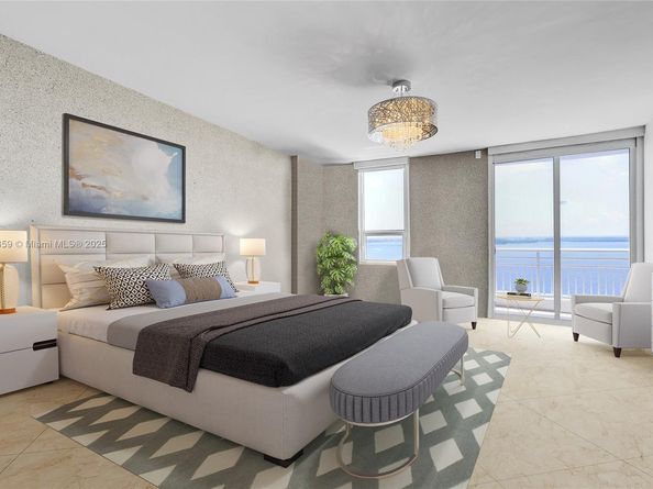 808 E Brickell Key Dr 2104, Miami FL 33131