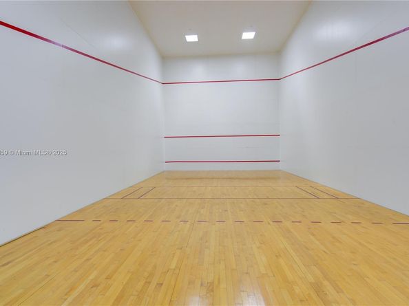 808 E Brickell Key Dr 2104, Miami FL 33131