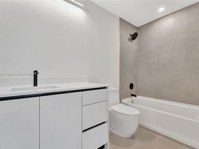 1563 NW 94th Way 09, Coral Springs FL 33071