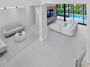 1021 W 46th St, Miami Beach FL 33140