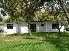 315 NW 127th St, North Miami FL 33168