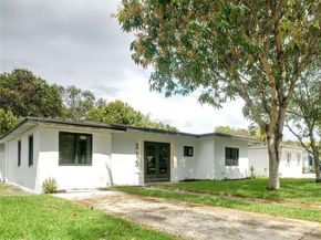 315 NW 127th St, North Miami FL 33168