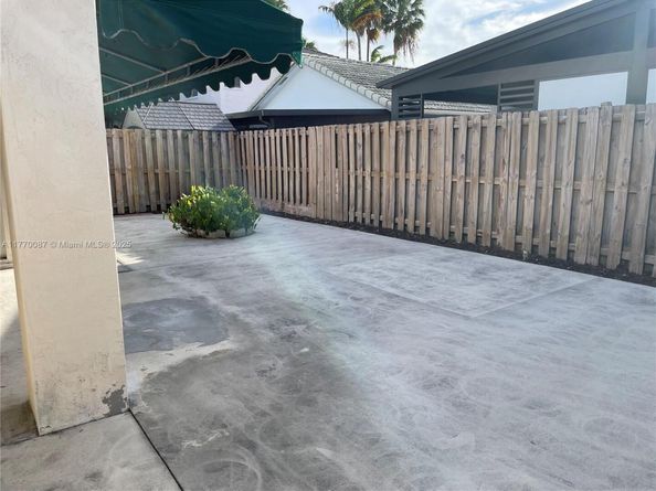 14144 SW 149th Pl, Miami FL 33196