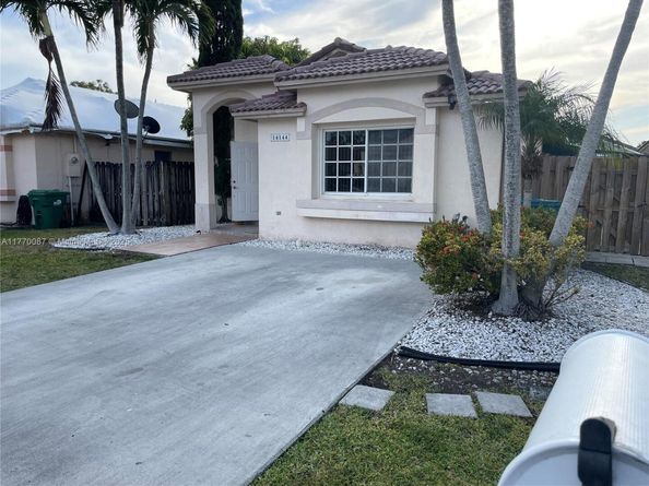 14144 SW 149th Pl, Miami FL 33196