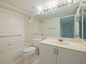 9599 Weldon Cir A112, Tamarac FL 33321
