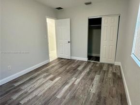 1130 SW 47th Ave, Plantation FL 33317