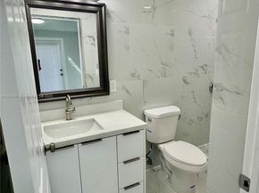 1130 SW 47th Ave, Plantation FL 33317
