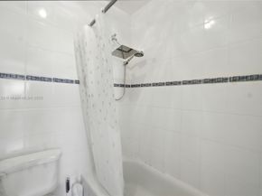 9074 NW 35th Pl, Sunrise FL 33351