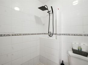 9074 NW 35th Pl, Sunrise FL 33351