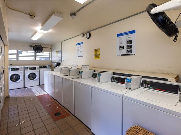 7823 Miller Dr C208, Miami FL 33155