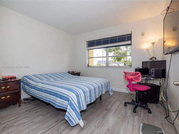 7823 Miller Dr C208, Miami FL 33155