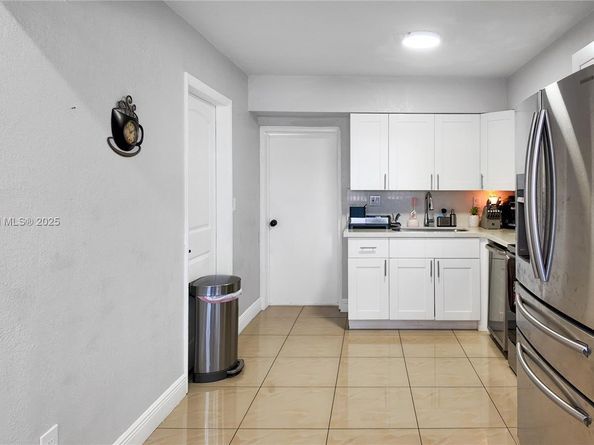 801 NW 172nd Ter, Miami Gardens FL 33169