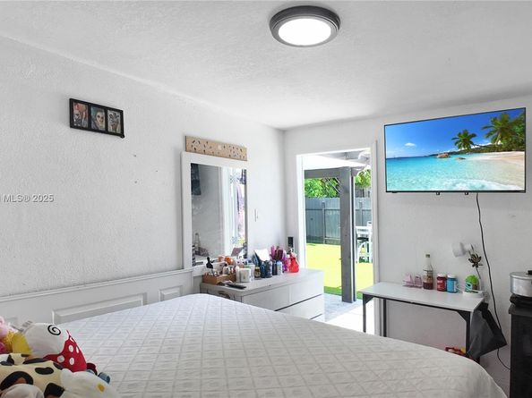 801 NW 172nd Ter, Miami Gardens FL 33169