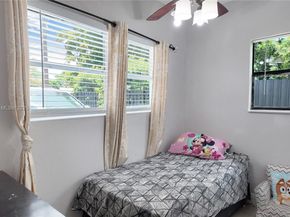 801 NW 172nd Ter, Miami Gardens FL 33169