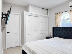 801 NW 172nd Ter, Miami Gardens FL 33169