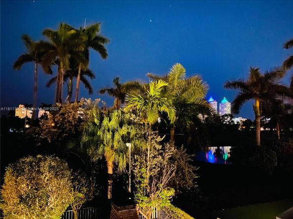 5309 Alton Rd, Miami Beach FL 33140