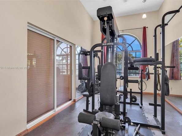 5309 Alton Rd, Miami Beach FL 33140
