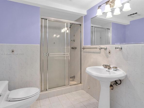 5309 Alton Rd, Miami Beach FL 33140