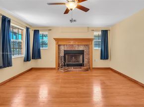 5309 Alton Rd, Miami Beach FL 33140