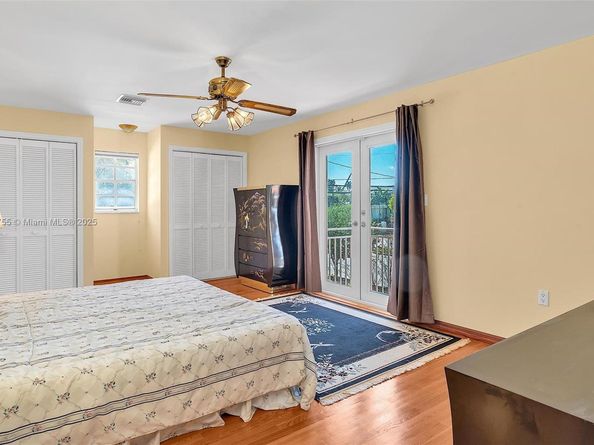 5309 Alton Rd, Miami Beach FL 33140