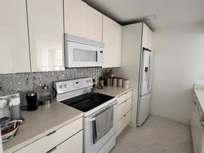 6955 NW 186th St F104, Hialeah FL 33015
