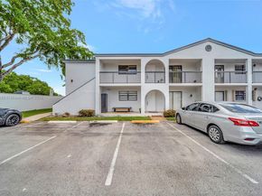 18224 Mediterranean Blvd 61706, Hialeah FL 33015