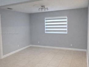 6582 NW 1st St, Margate FL 33063