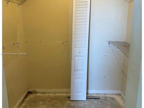 Undisclosed Address #A11573072, Oakland Park FL 33309