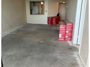 Undisclosed Address #A11573072, Oakland Park FL 33309