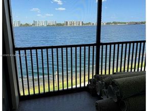 Undisclosed Address #A11573072, Oakland Park FL 33309