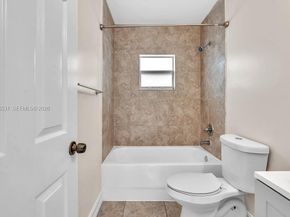 202 NW 14th Ave C1, Fort Lauderdale FL 33311