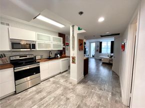 100 Lincoln Rd 518, Miami Beach FL 33139