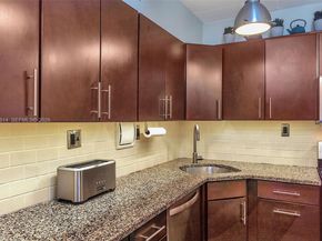 1200 West Ave 423, Miami Beach FL 33139