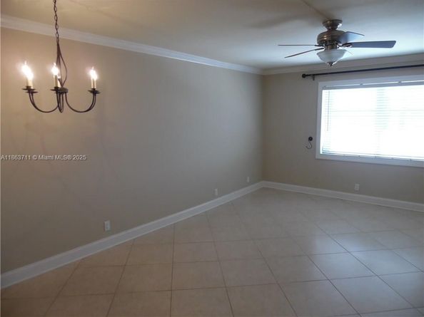 1881 Middle River Dr 605, Fort Lauderdale FL 33305