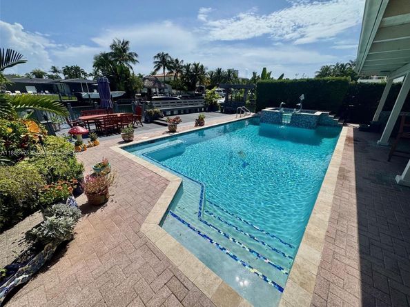 2015 NE 120th Rd, North Miami FL 33181