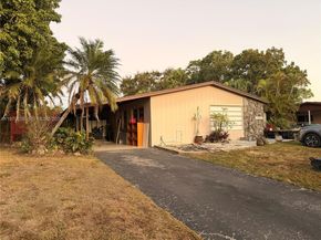 15801 SW 99th Pl, Miami FL 33157