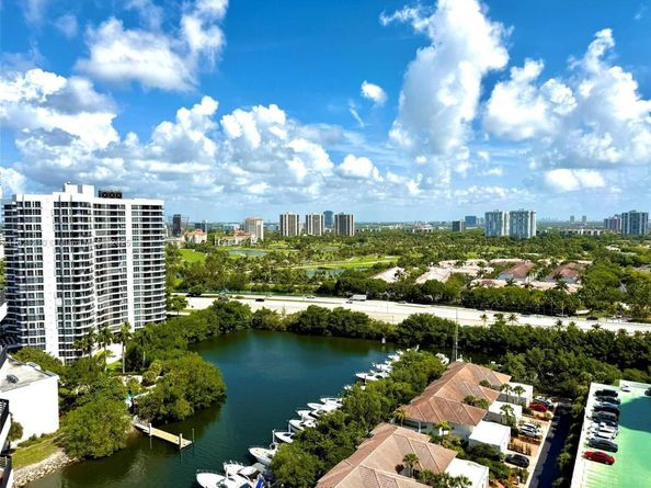 3530 Mystic Pointe Dr 2108, Aventura FL 33180