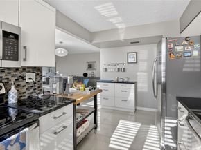 3671 Environ Blvd 564, Lauderhill FL 33319