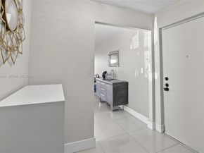 3671 Environ Blvd 564, Lauderhill FL 33319