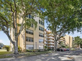 3671 Environ Blvd 564, Lauderhill FL 33319