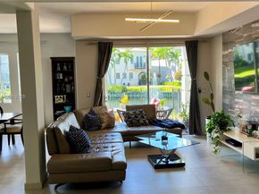 20740 NE 32nd Pl, Aventura FL 33180