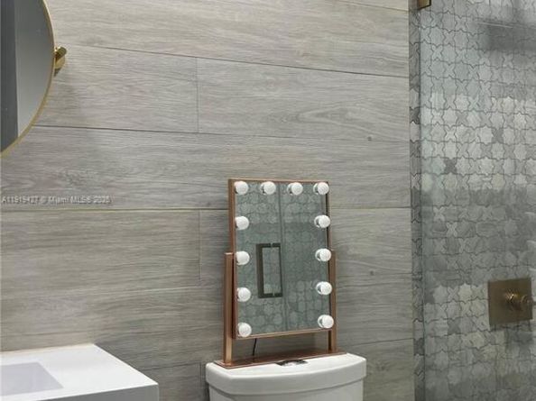 20740 NE 32nd Pl, Aventura FL 33180