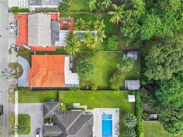 6010 SW 19th St, Miami FL 33155