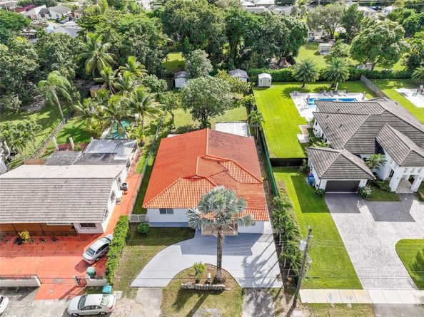 6010 SW 19th St, Miami FL 33155