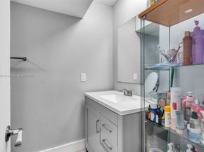 19440 NE 26th Ave 54B, Miami FL 33180