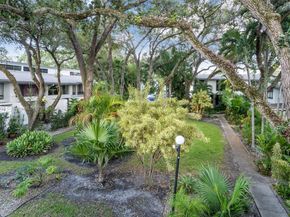 19440 NE 26th Ave 54B, Miami FL 33180