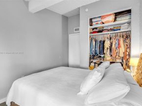 19440 NE 26th Ave 54B, Miami FL 33180