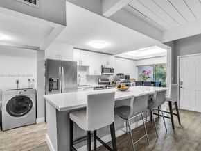 19440 NE 26th Ave 54B, Miami FL 33180